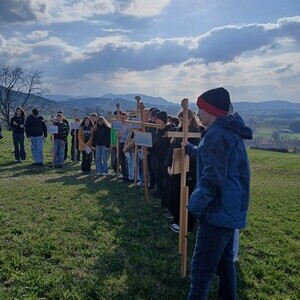 Kreuzweg der Firmlinge