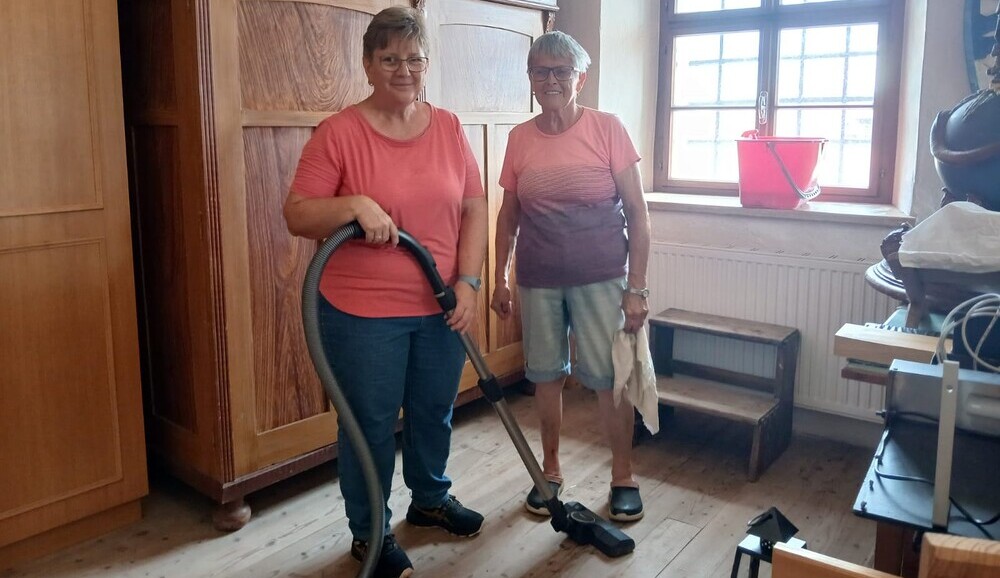 unsere fleissigen Putzdamen